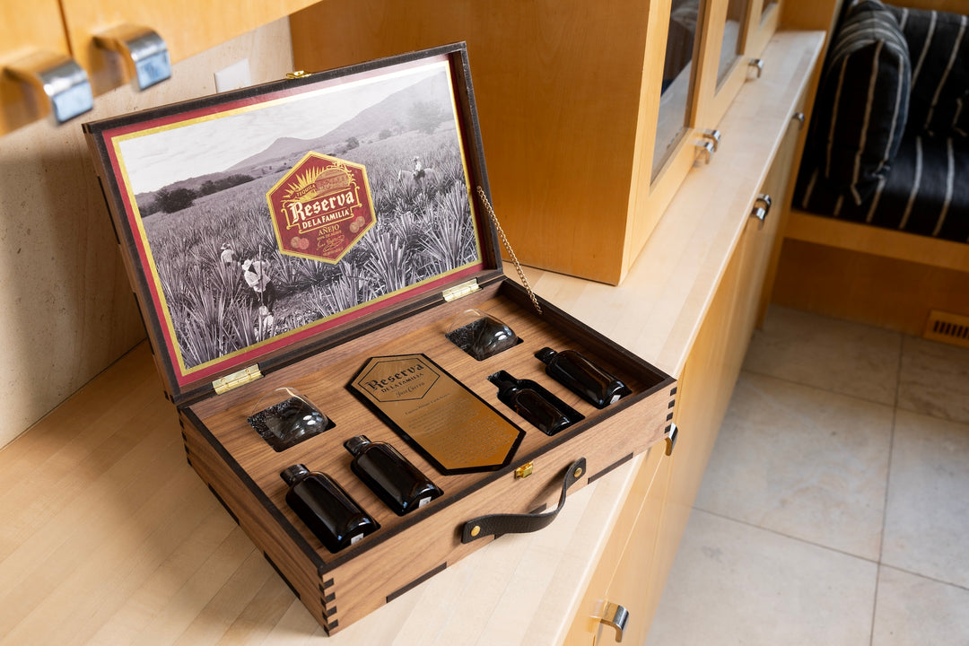 Custom wood box branded gift set